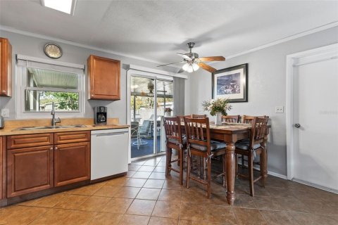 House in Ormond Beach, Florida 3 bedrooms, 95.32 sq.m. № 1880834 - photo 9