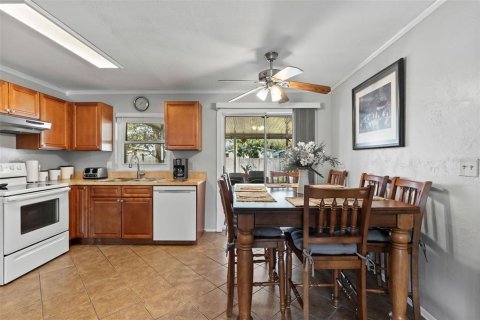 House in Ormond Beach, Florida 3 bedrooms, 95.32 sq.m. № 1880834 - photo 8