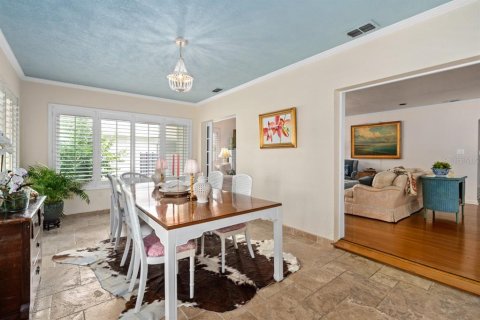 House in Orlando, Florida 4 bedrooms, 306.3 sq.m. № 1749568 - photo 23
