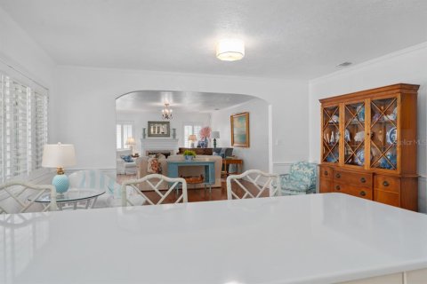 House in Orlando, Florida 4 bedrooms, 306.3 sq.m. № 1749568 - photo 19