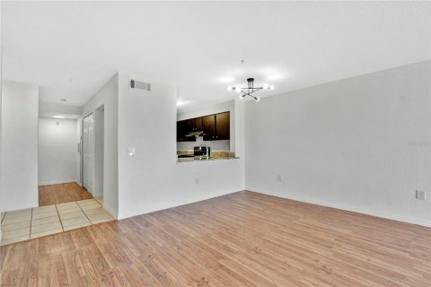 Copropriété à vendre à Orlando, Floride: 1 chambre, 79.99 m2 № 1512336 - photo 3
