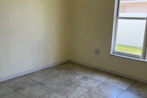 Снять в аренду виллу или дом в Киссимми, Флорида 3 комнаты, 107.12м2, № 1879833 - фото 16