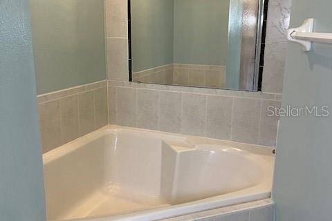 Снять в аренду виллу или дом в Киссимми, Флорида 3 комнаты, 107.12м2, № 1879833 - фото 22