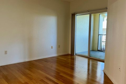 Condo in Port St. Lucie, Florida, 2 bedrooms № 2083587 - photo 10