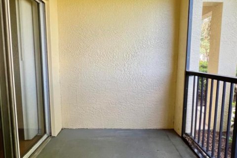 Condo in Port St. Lucie, Florida, 2 bedrooms № 2083587 - photo 18
