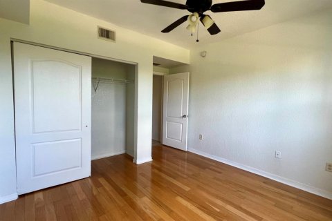 Condo in Port St. Lucie, Florida, 2 bedrooms № 2083587 - photo 8