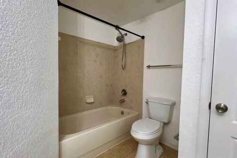 Condo in Port St. Lucie, Florida, 2 bedrooms № 2083587 - photo 17