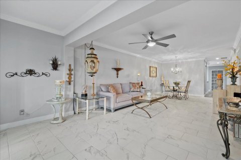 Condo in Delray Beach, Florida, 2 bedrooms  № 2242526 - photo 19
