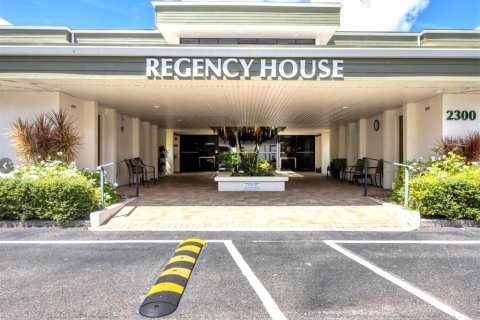 Condominio en venta en Port Charlotte, Florida, 2 dormitorios, 85.38 m2 № 1413104 - foto 1