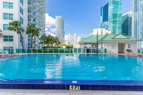Condominio en alquiler en Miami, Florida, 1 dormitorio, 98.29 m2 № 2026429 - foto 15