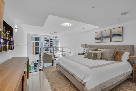 Condominio en alquiler en Miami, Florida, 1 dormitorio, 98.29 m2 № 2026429 - foto 10