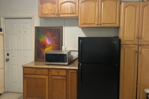 Villa ou maison à vendre à Miami, Floride: 3 chambres, 120.77 m2 № 1995481 - photo 3