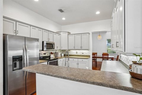 Casa en venta en Belleview, Florida, 4 dormitorios, 264.68 m2 № 2385847 - foto 17