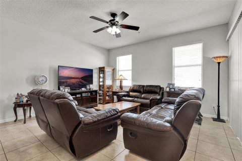 Townhouse in Lake Mary, Florida 3 bedrooms, 177.81 sq.m. № 1837383 - photo 7
