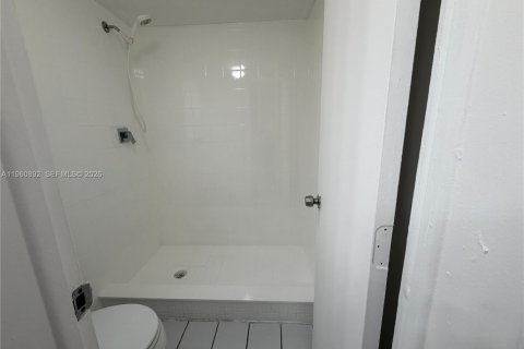 Снять в аренду кондоминиум в Тамарак, Флорида 3 спальни, 108.42м2, № 2022038 - фото 9