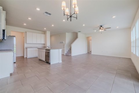 House in Riverview, Florida 5 bedrooms, 275.36 sq.m. № 2201904 - photo 13