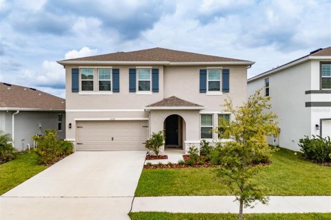 Casa en Riverview, Florida 5 dormitorios, 275.36 m2 № 2201904