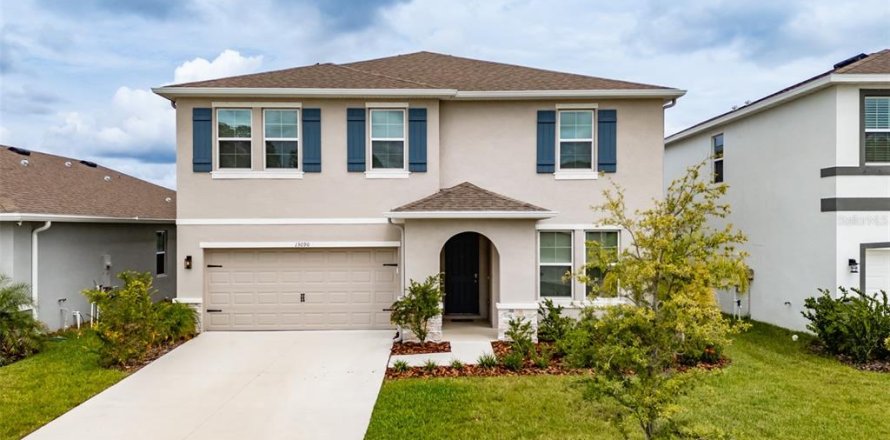 House in Riverview, Florida 5 bedrooms, 275.36 sq.m. № 2201904