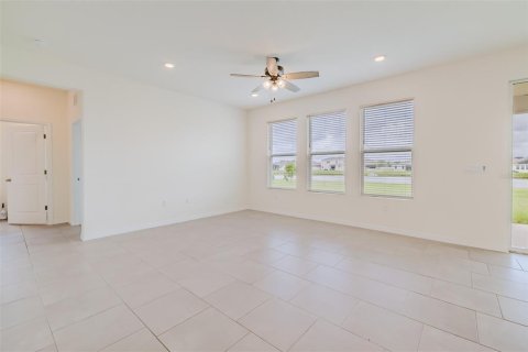 House in Riverview, Florida 5 bedrooms, 275.36 sq.m. № 2201904 - photo 19