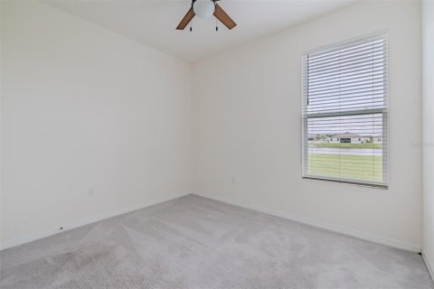 House in Riverview, Florida 5 bedrooms, 275.36 sq.m. № 2201904 - photo 23