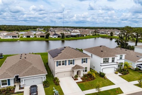 House in Riverview, Florida 5 bedrooms, 275.36 sq.m. № 2201904 - photo 4