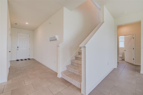 House in Riverview, Florida 5 bedrooms, 275.36 sq.m. № 2201904 - photo 10