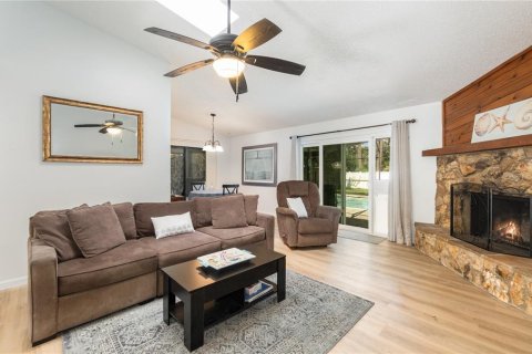 Casa en venta en Lake Mary, Florida, 3 dormitorios, 130.43 m2 № 1885424 - foto 7