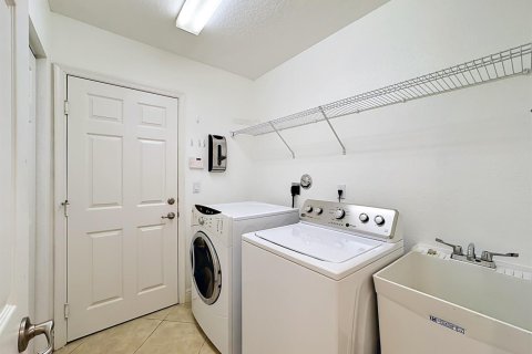 Casa en venta en Vero Beach, Florida, 3 dormitorios, 160.16 m2 № 2188550 - foto 27