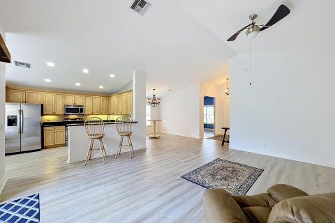 Casa en venta en Vero Beach, Florida, 3 dormitorios, 160.16 m2 № 2188550 - foto 6