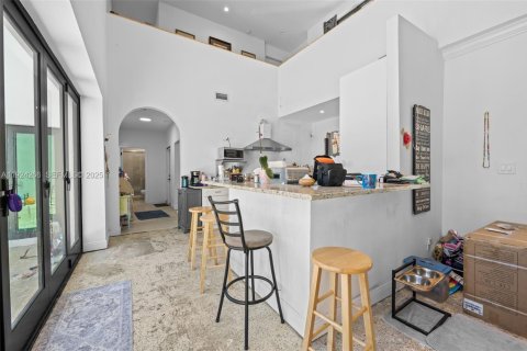 Casa en venta en Fort Lauderdale, Florida, 6 dormitorios, 413.14 m2 № 1982601 - foto 16