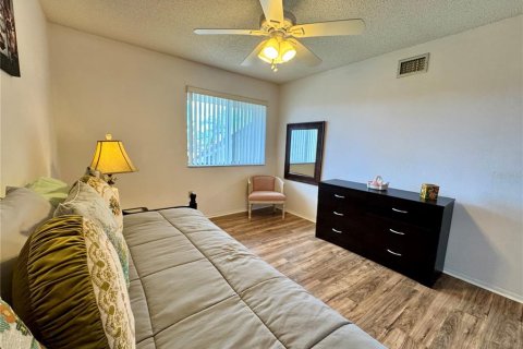 Condo in Bradenton, Florida, 2 bedrooms  № 1803095 - photo 24