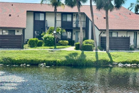 Condo in Bradenton, Florida, 2 bedrooms  № 1803095 - photo 1