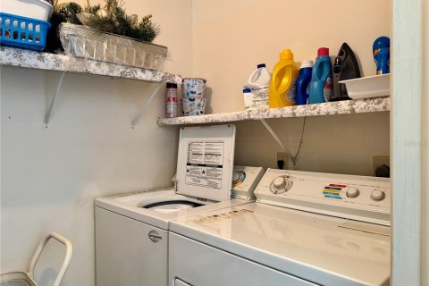 Condo in Bradenton, Florida, 2 bedrooms  № 1803095 - photo 30