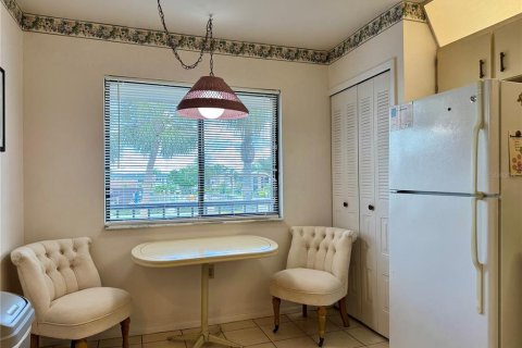 Condo in Bradenton, Florida, 2 bedrooms  № 1803095 - photo 13