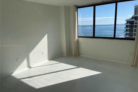 Copropriété à louer à Miami, Floride: 2 chambres, 111.48 m2 № 1965417 - photo 6