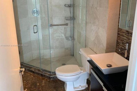 Copropriété à louer à Miami, Floride: 2 chambres, 111.48 m2 № 1965417 - photo 8