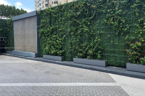 Copropriété à louer à Miami, Floride: 2 chambres, 111.48 m2 № 1965417 - photo 26