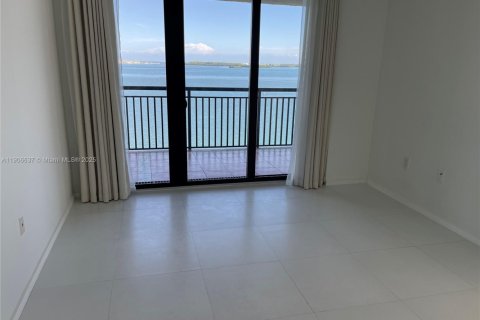 Copropriété à louer à Miami, Floride: 2 chambres, 111.48 m2 № 1965417 - photo 9