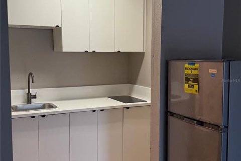 Снять в аренду квартиру в Киссимми, Флорида 32.52м2, № 1818952 - фото 2