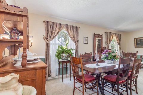 House in Lake Wales, Florida 3 bedrooms, 183.39 sq.m. № 1884982 - photo 8