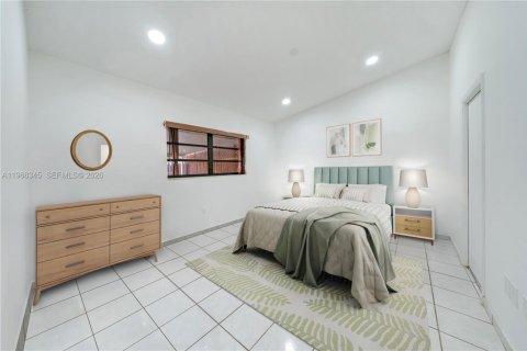 Casa en venta en Miami, Florida, 2 dormitorios, 107.58 m2 № 2028133 - foto 10