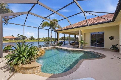 House in Venice, Florida 4 bedrooms, 288.18 sq.m. № 2202437 - photo 13