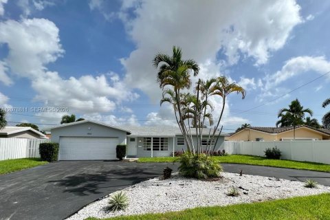 Villa ou maison à vendre à Fort Lauderdale, Floride: 2 chambres, 147.34 m2 № 2328973 - photo 5