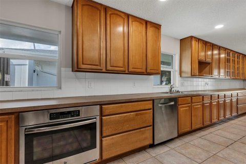 Villa ou maison à vendre à Orlando, Floride: 4 chambres, 199.93 m2 № 2220451 - photo 18