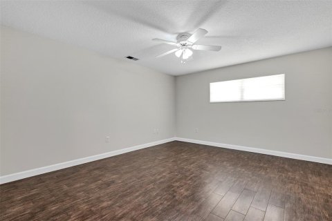 Villa ou maison à vendre à Orlando, Floride: 4 chambres, 199.93 m2 № 2220451 - photo 25
