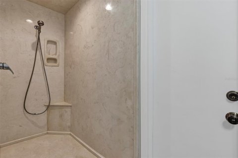 Villa ou maison à vendre à Orlando, Floride: 4 chambres, 199.93 m2 № 2220451 - photo 29