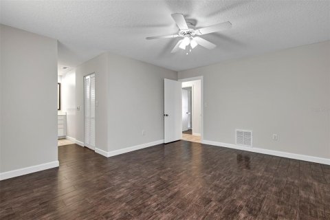 Villa ou maison à vendre à Orlando, Floride: 4 chambres, 199.93 m2 № 2220451 - photo 27