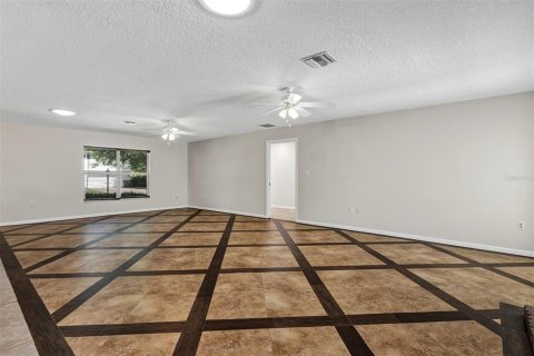 Villa ou maison à vendre à Orlando, Floride: 4 chambres, 199.93 m2 № 2220451 - photo 8