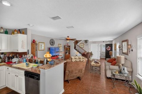 Townhouse in Saint Augustine, Florida 3 bedrooms, 148.55 sq.m. № 2215393 - photo 17
