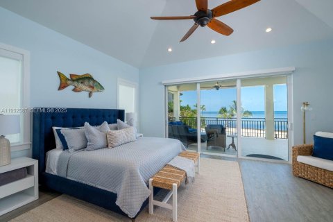 Casa en venta en Marathon, Florida, 5 dormitorios, 319.03 m2 № 1991004 - foto 20